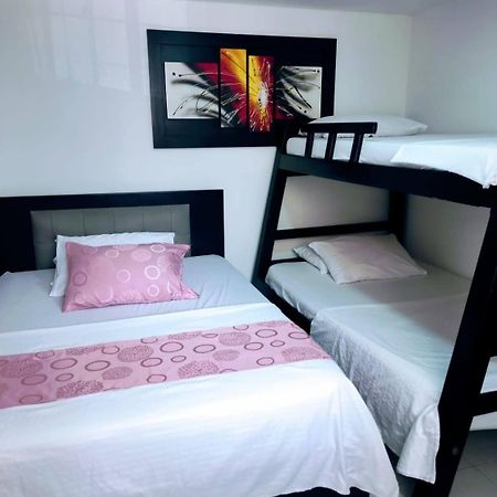 Apartamento Rodadero A Media Cuadra De La Playa Puerto de Gaira 외부 사진